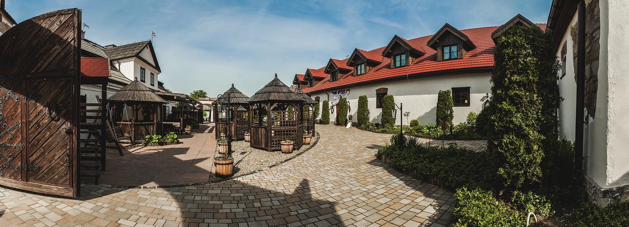 Hotel Pod Kogutkiem Krzywaczka Luaran gambar